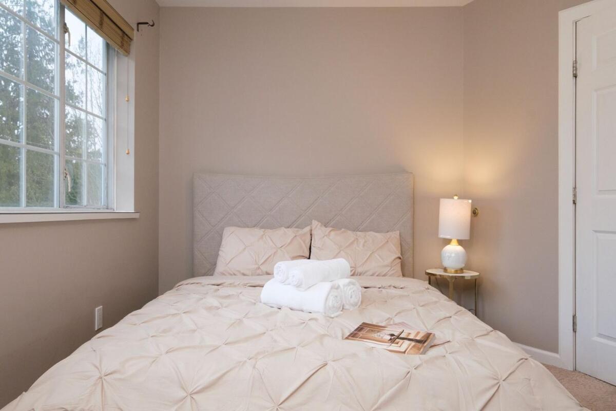 Spacious 4Br W Ensuites Mins To Downtown Yvr Ubc Vancouver Zewnętrze zdjęcie